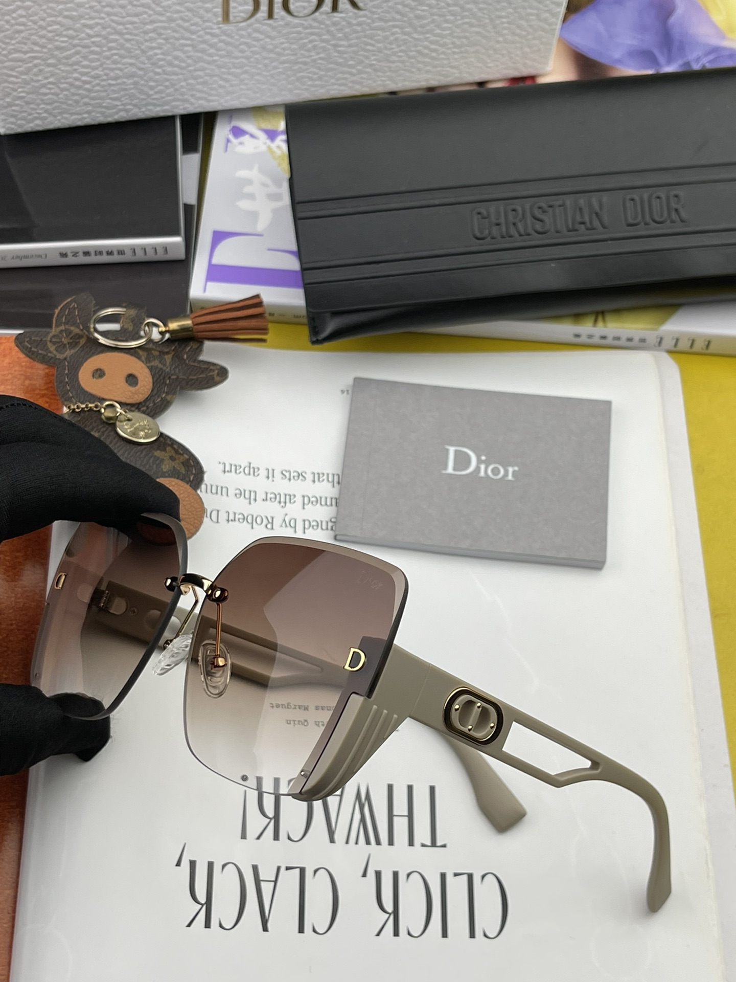 sunglasses Dior CD6970 - vstockx