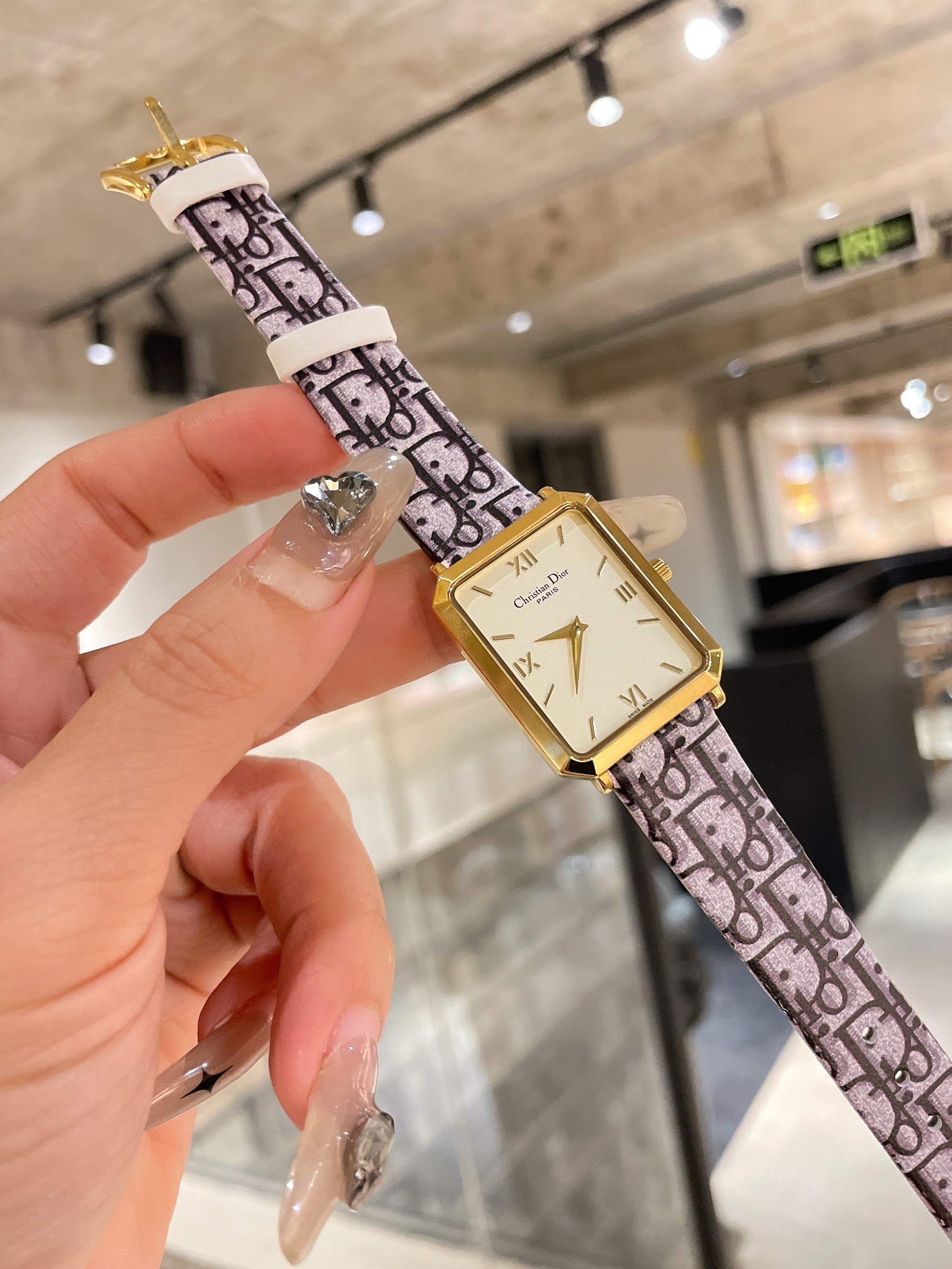 Watches Dior 323442 size:26*32 mm - vstockx