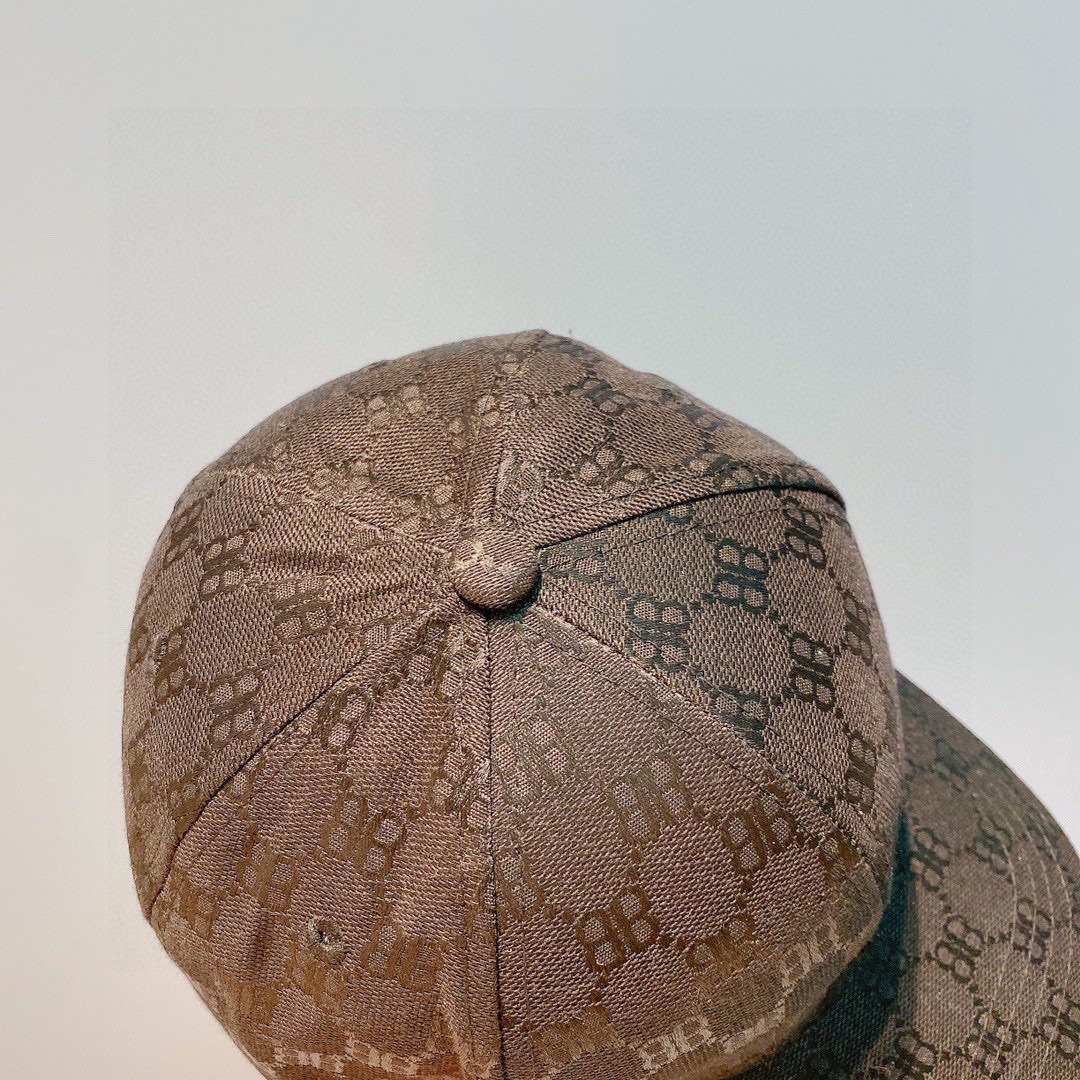 Hat Balenciaga 1 - vstockx