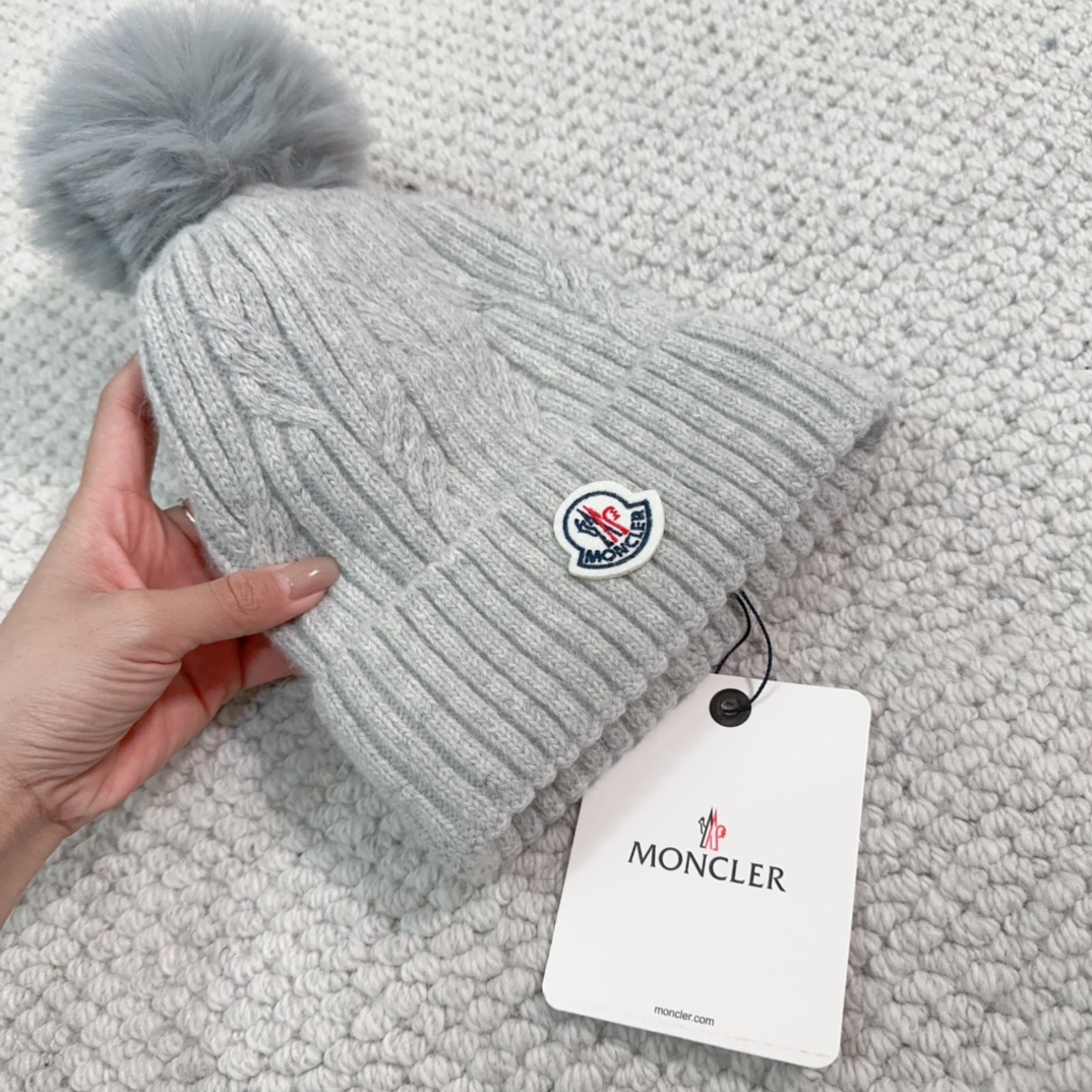 Streetwear Hat Moncler 329305 - vstockx
