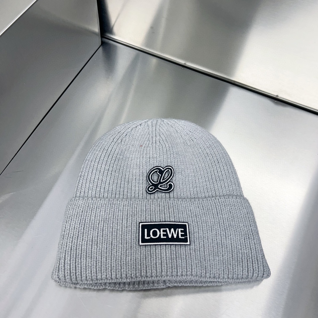 Streetwear Hat LOEWE 329143 - vstockx