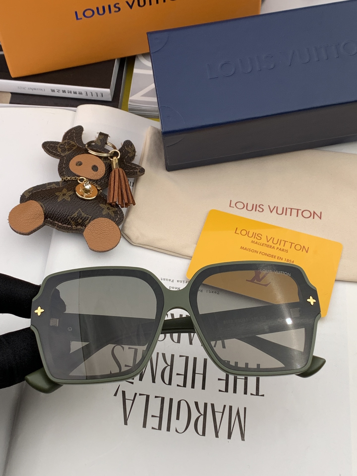 Sunglasses Louis Vuitton L2805 - vstockx