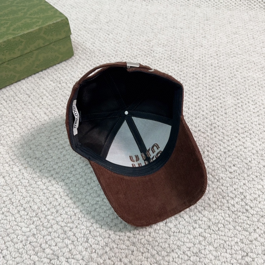 Streetwear Hat Miu 329311 - vstockx