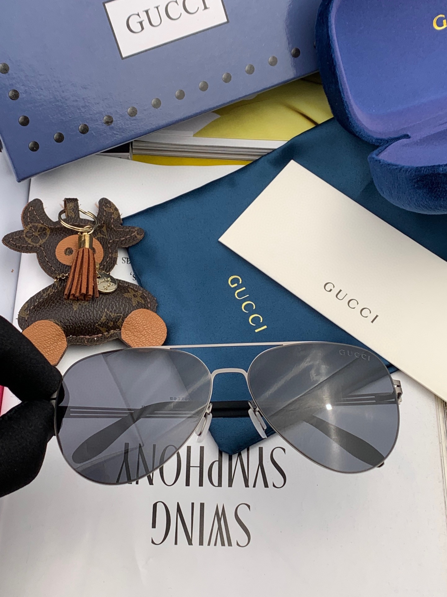 Sunglasses Gucci G1502 - vstockx