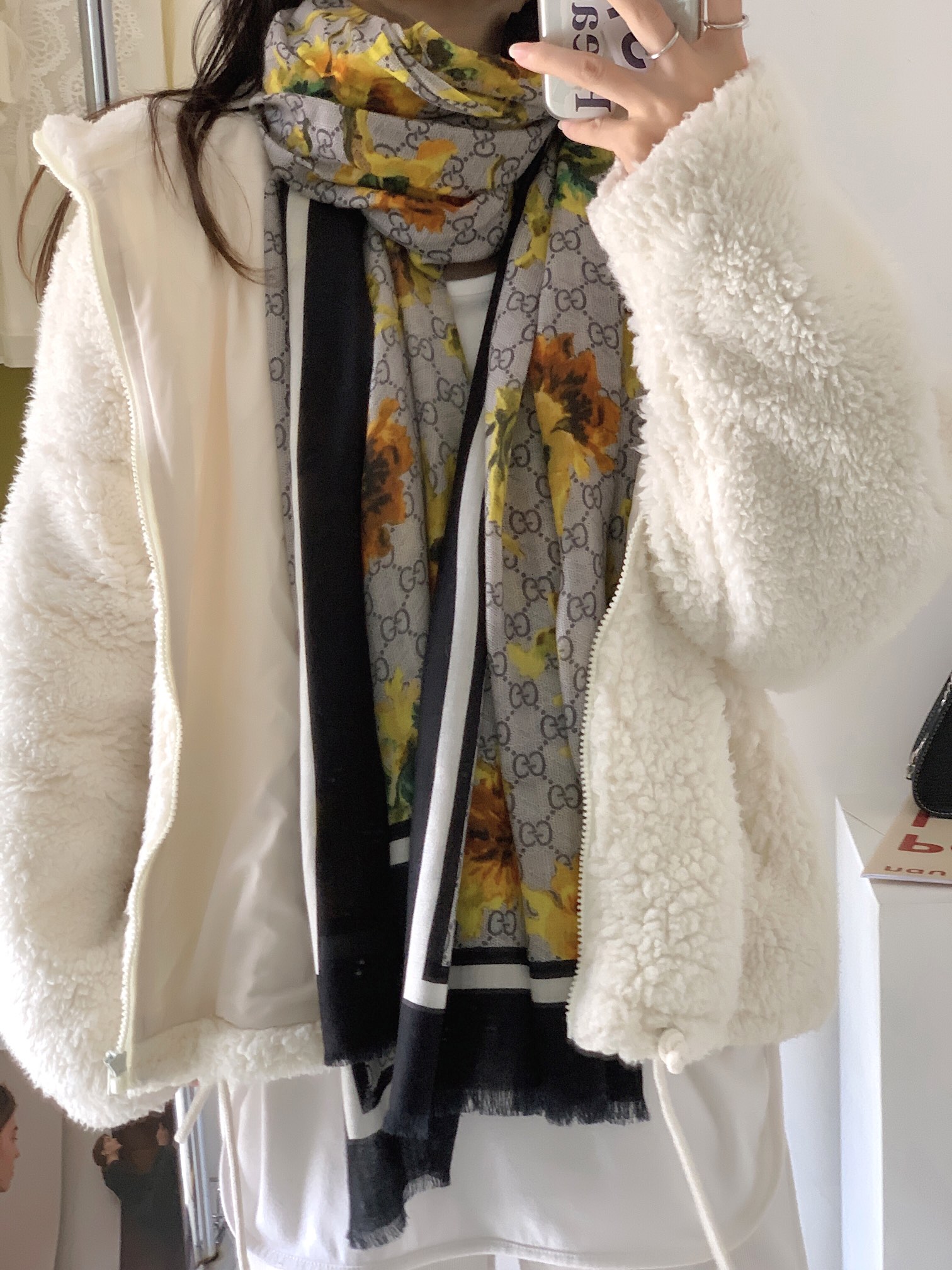 Streetwear Scarf GUCCI 328983 SIZE:110*200cm - vstockx