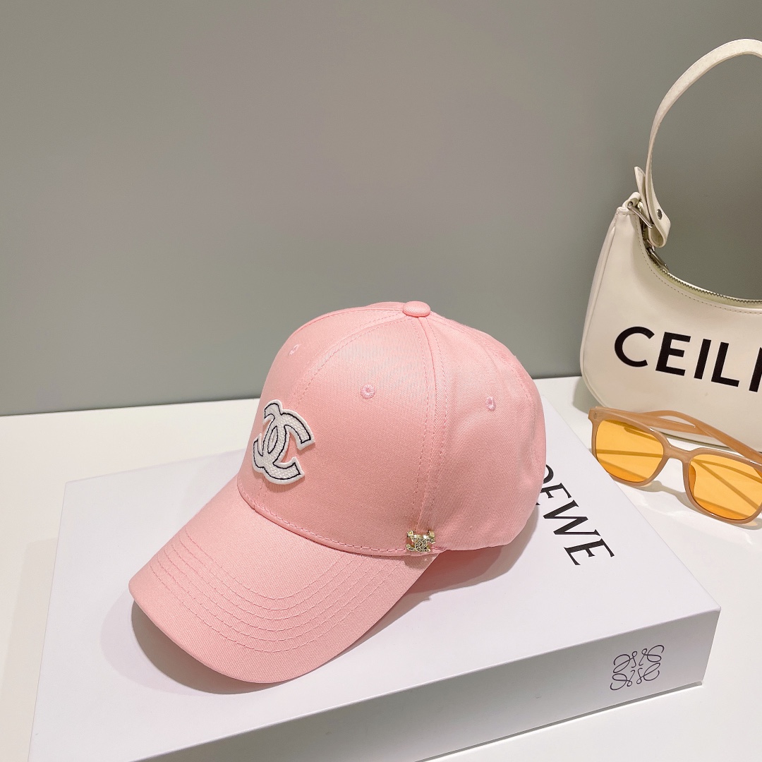 Streetwear Hat Chanel 329030 - vstockx