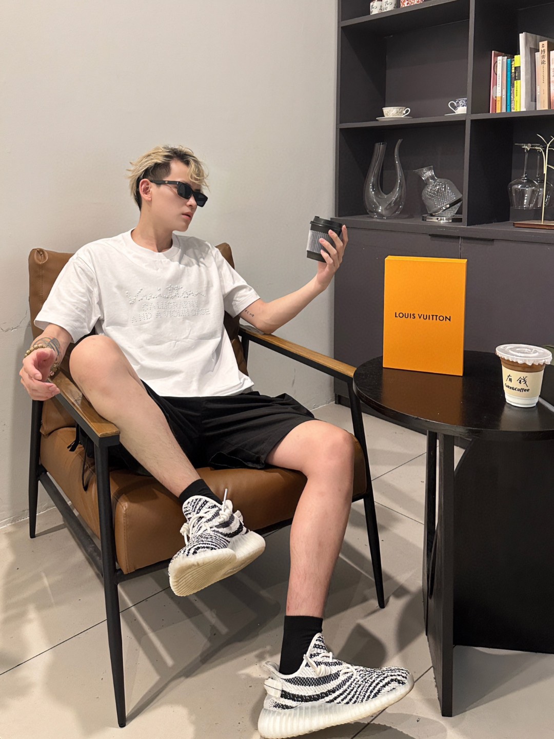 Clothes Louis Vuitton 480 - vstockx