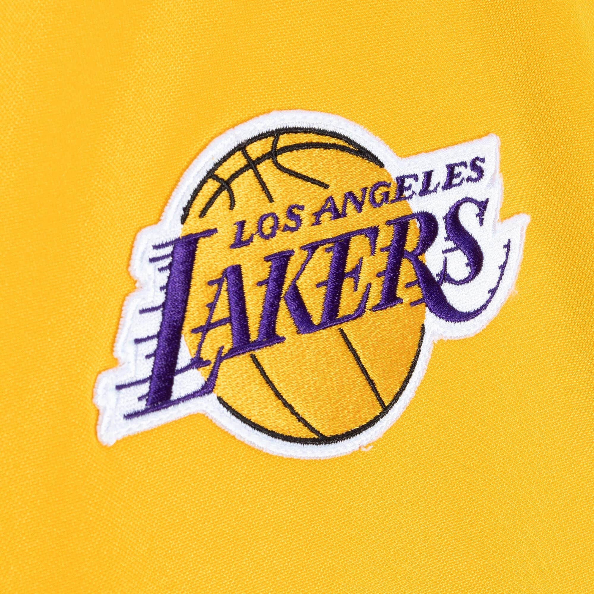 Authentic Los Angeles Lakers 2001-02 Shooting Shirt - vstockx