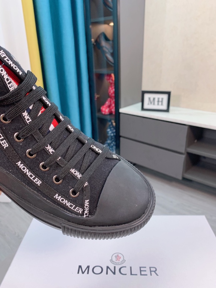 Moncler Lissex High Top Sneakers 10 - vstockx