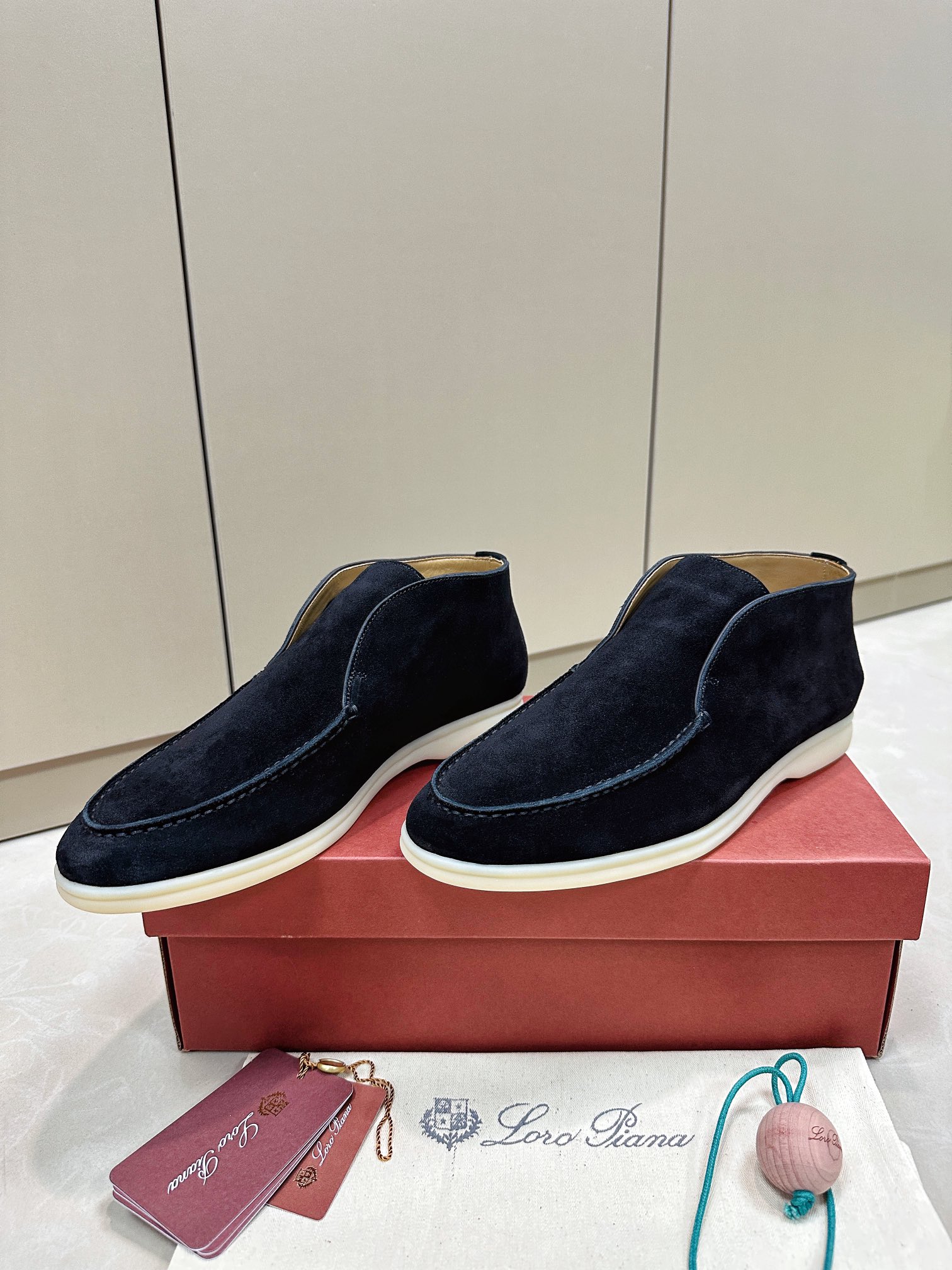 Loro Piana shoes 214 - vstockx
