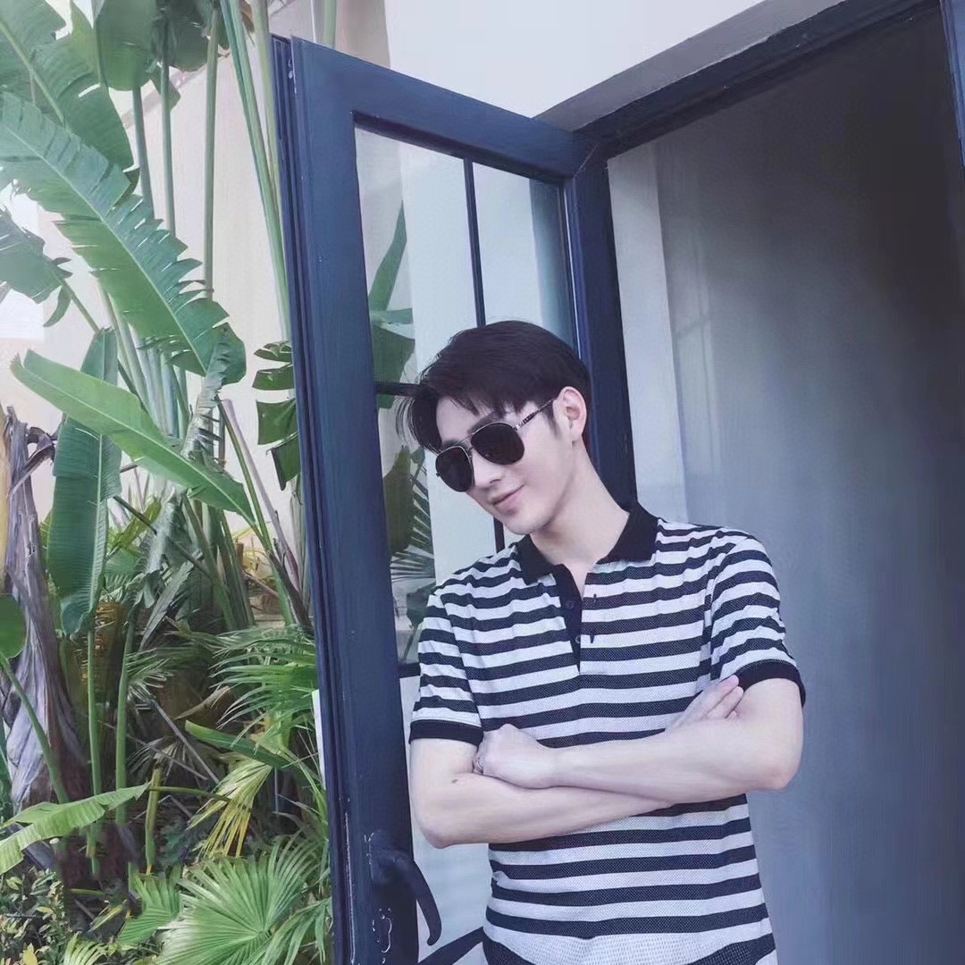 sunglasses Chrome Hearts KLX948 - vstockx