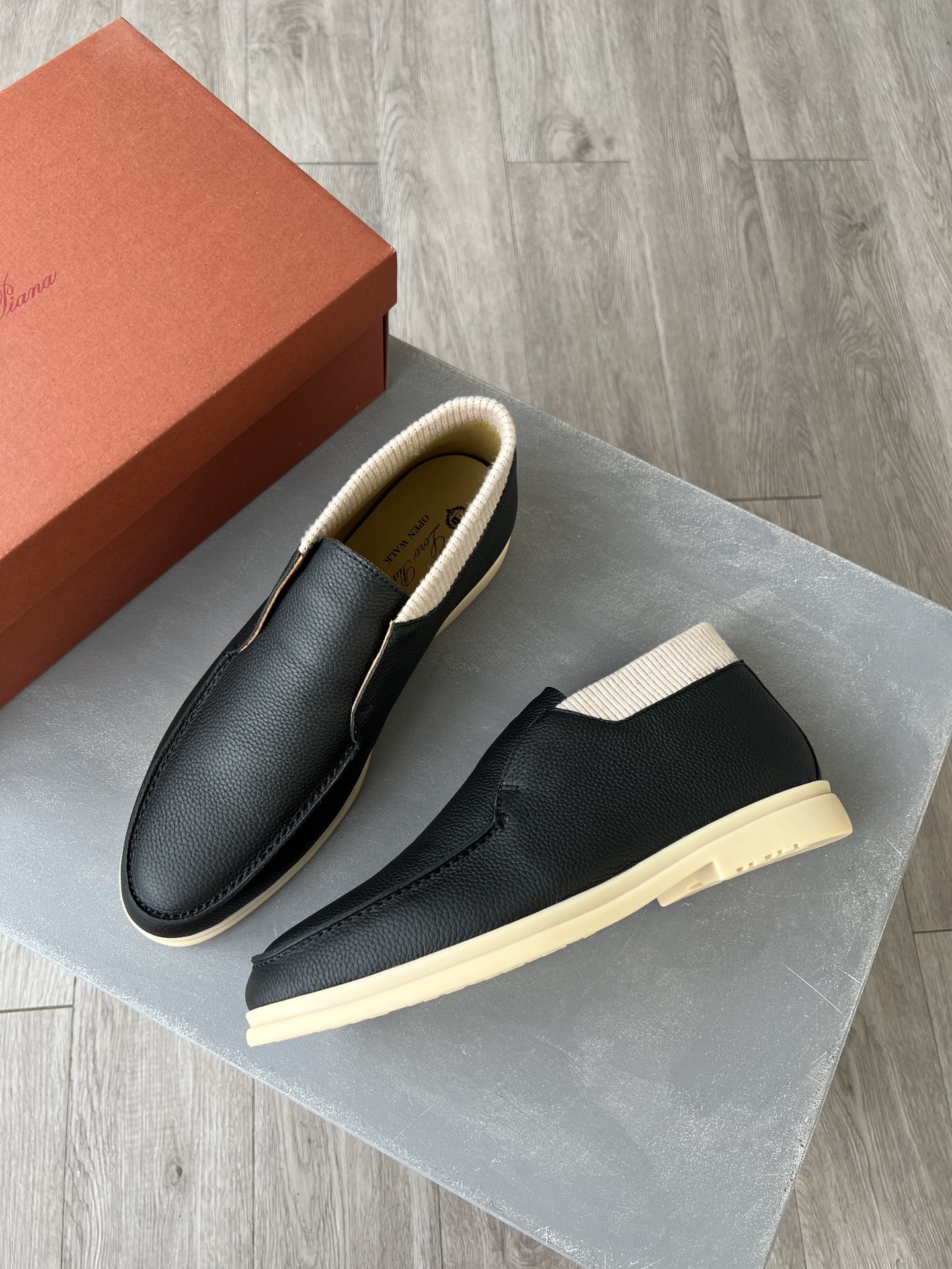 Loro Piana shoes 237 - vstockx