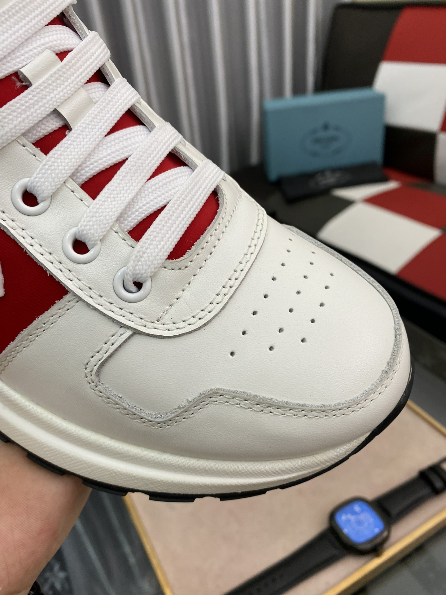 Prada Low Top sneaker 8 - vstockx