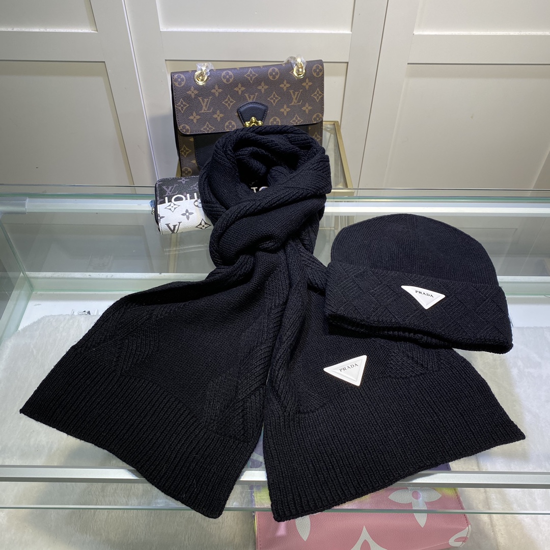 Hat & Scarf Prada 1 - vstockx