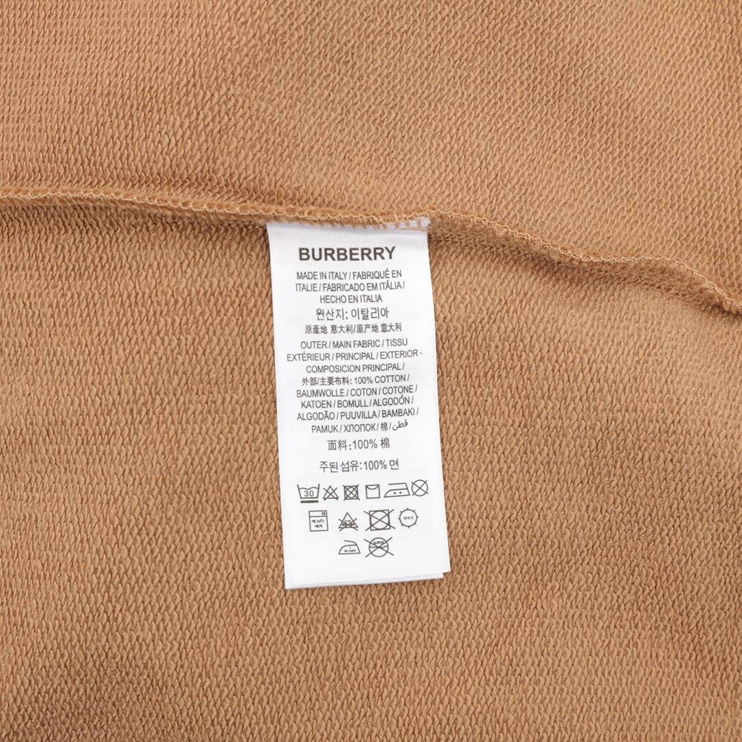 Clothes Burberry 814 - vstockx
