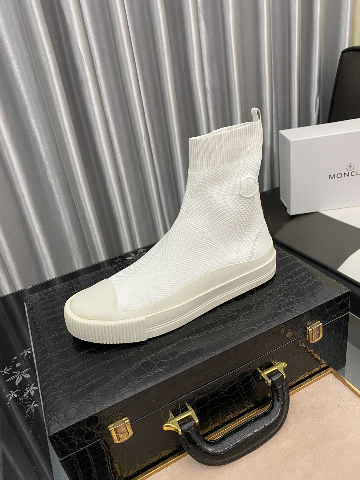 Moncler Socks Sneaker 5 - vstockx