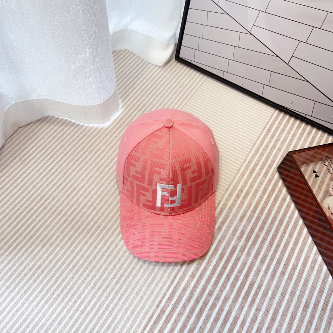 Streetwear Hat Fendi 328924 - vstockx