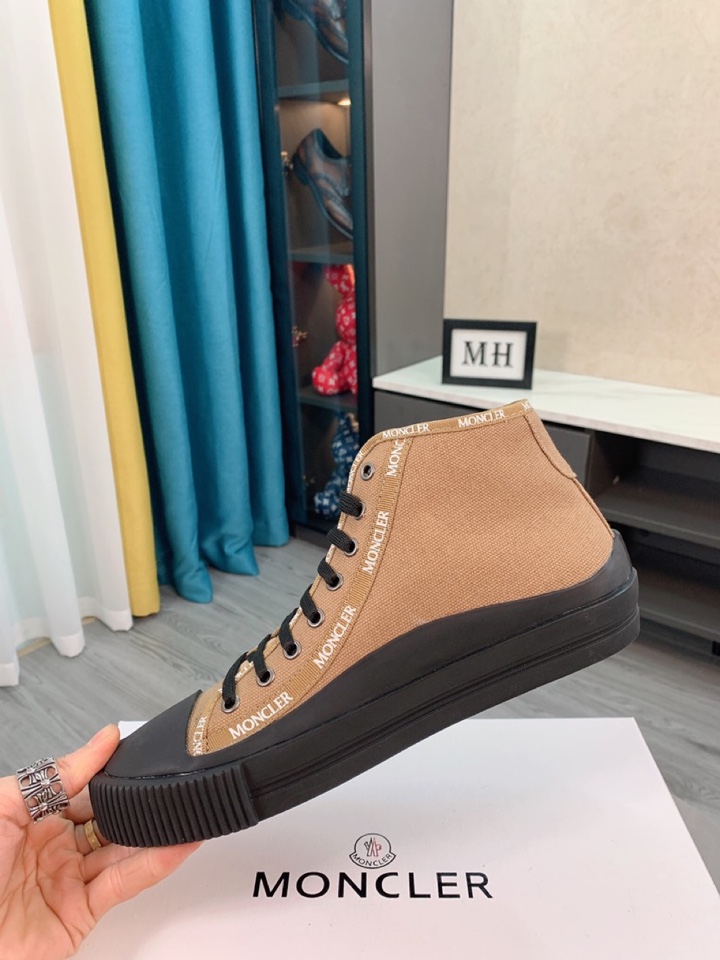 Moncler Lissex High Top Sneakers 7 - vstockx