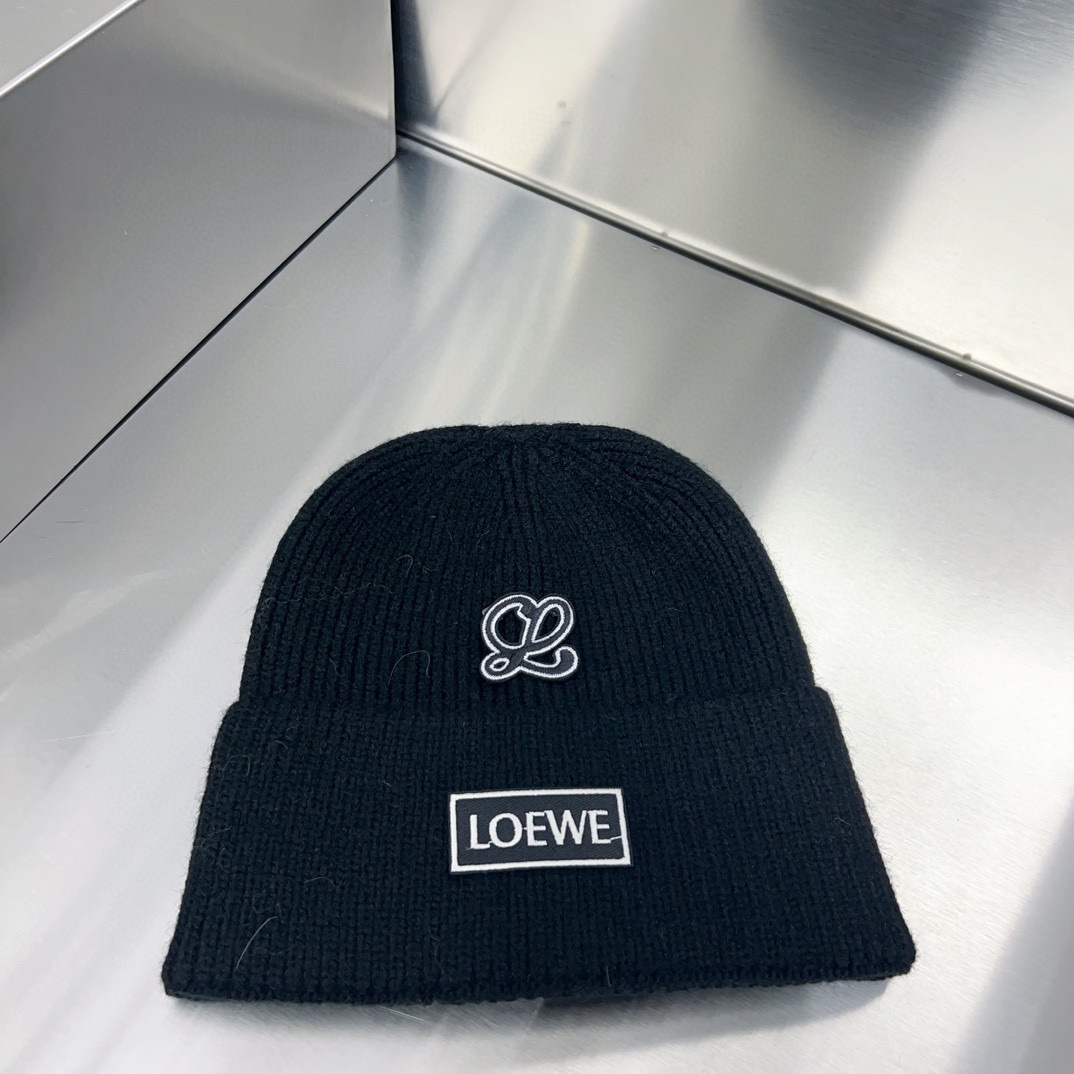 Streetwear Hat LOEWE 329143 - vstockx