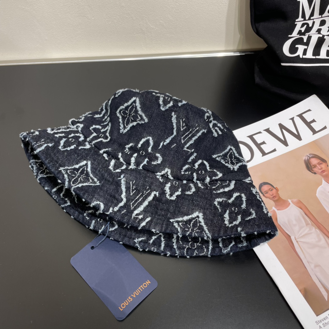 Streetwear Hat LV 329053 - vstockx