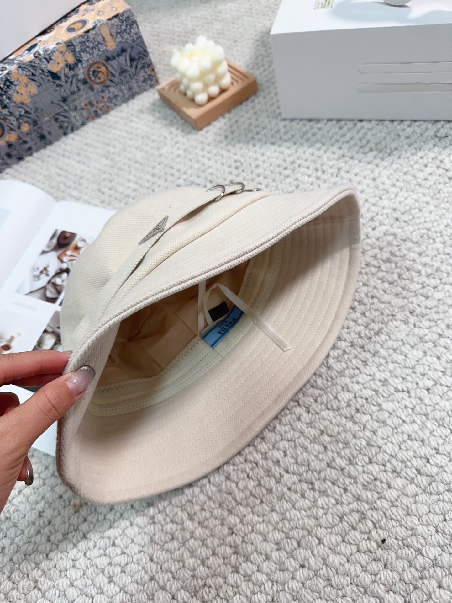 Streetwear Hat Prada 329301 - vstockx