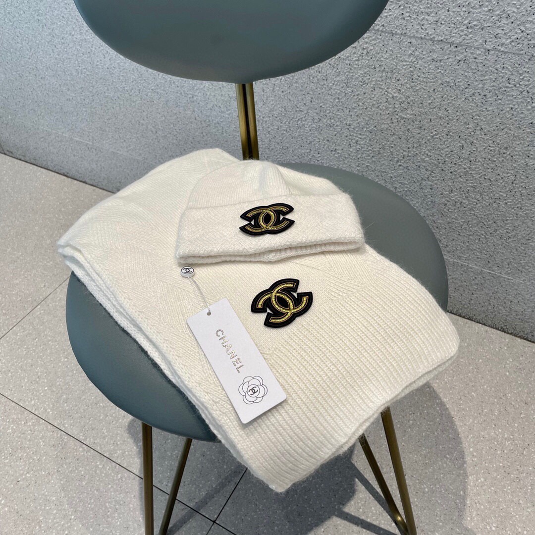 Hat & Scarf Chanel 2 - vstockx