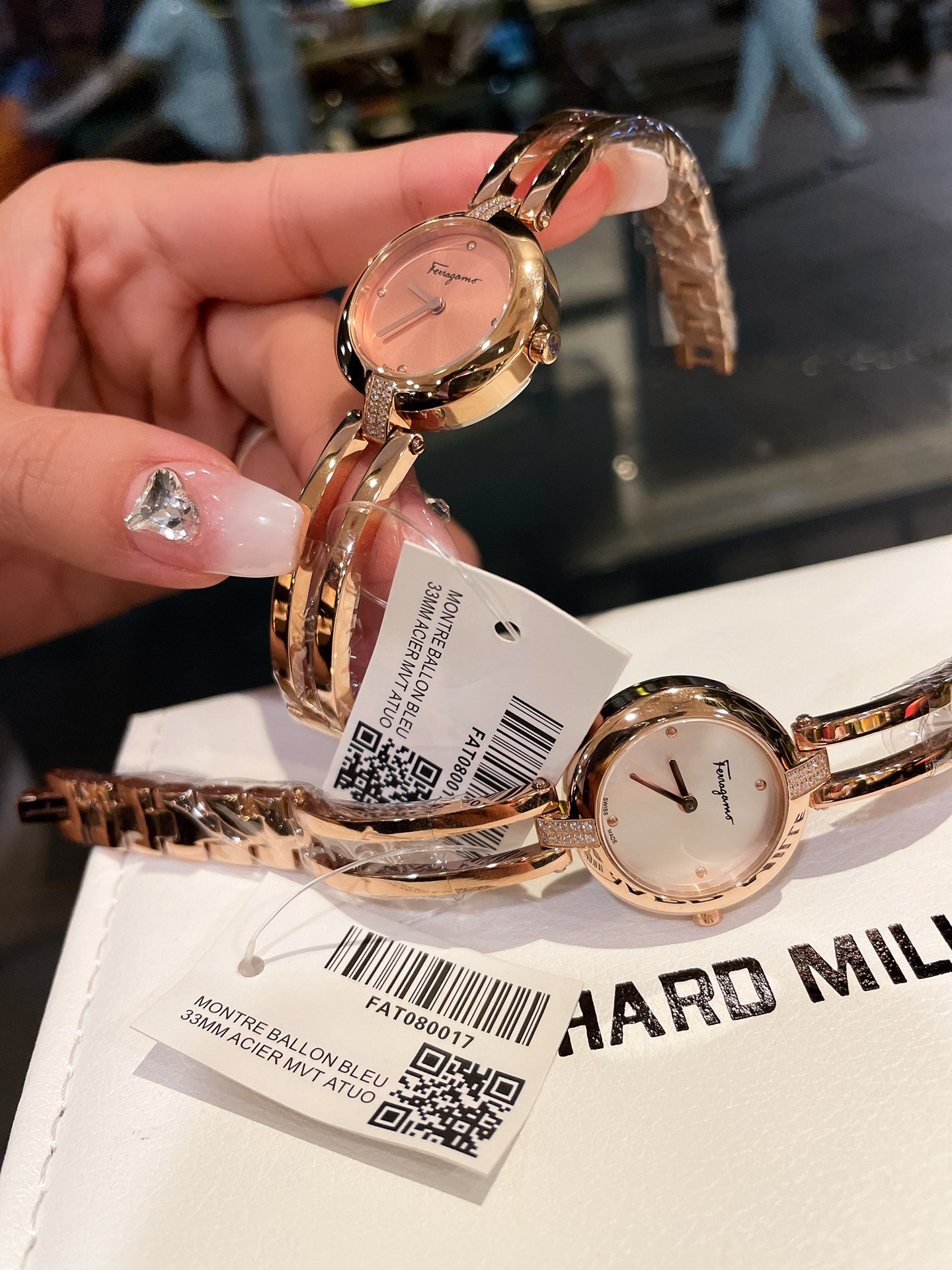 Watches Ferragamo 329768 size:26mm - vstockx