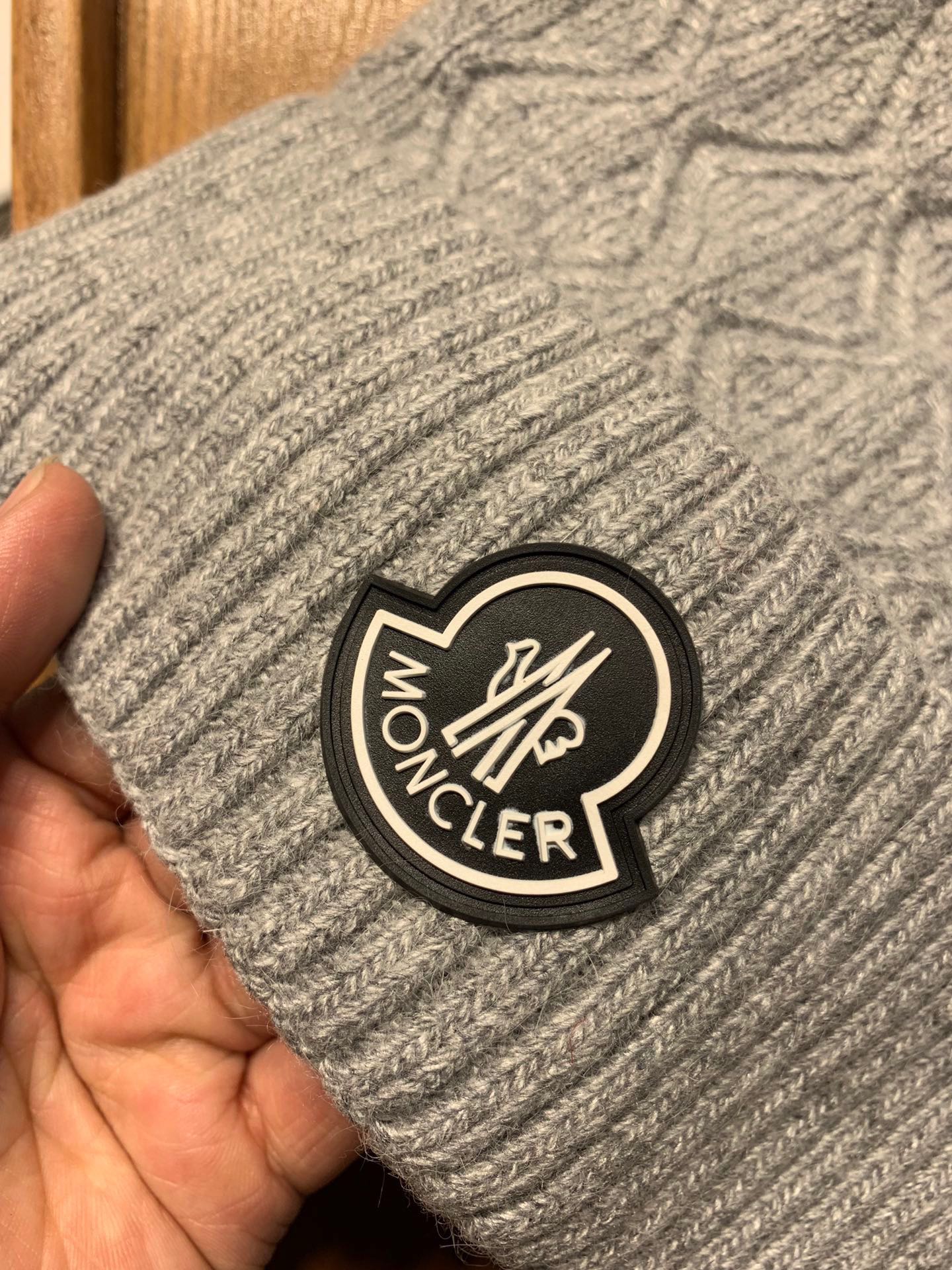 Hat Moncler 4 - vstockx
