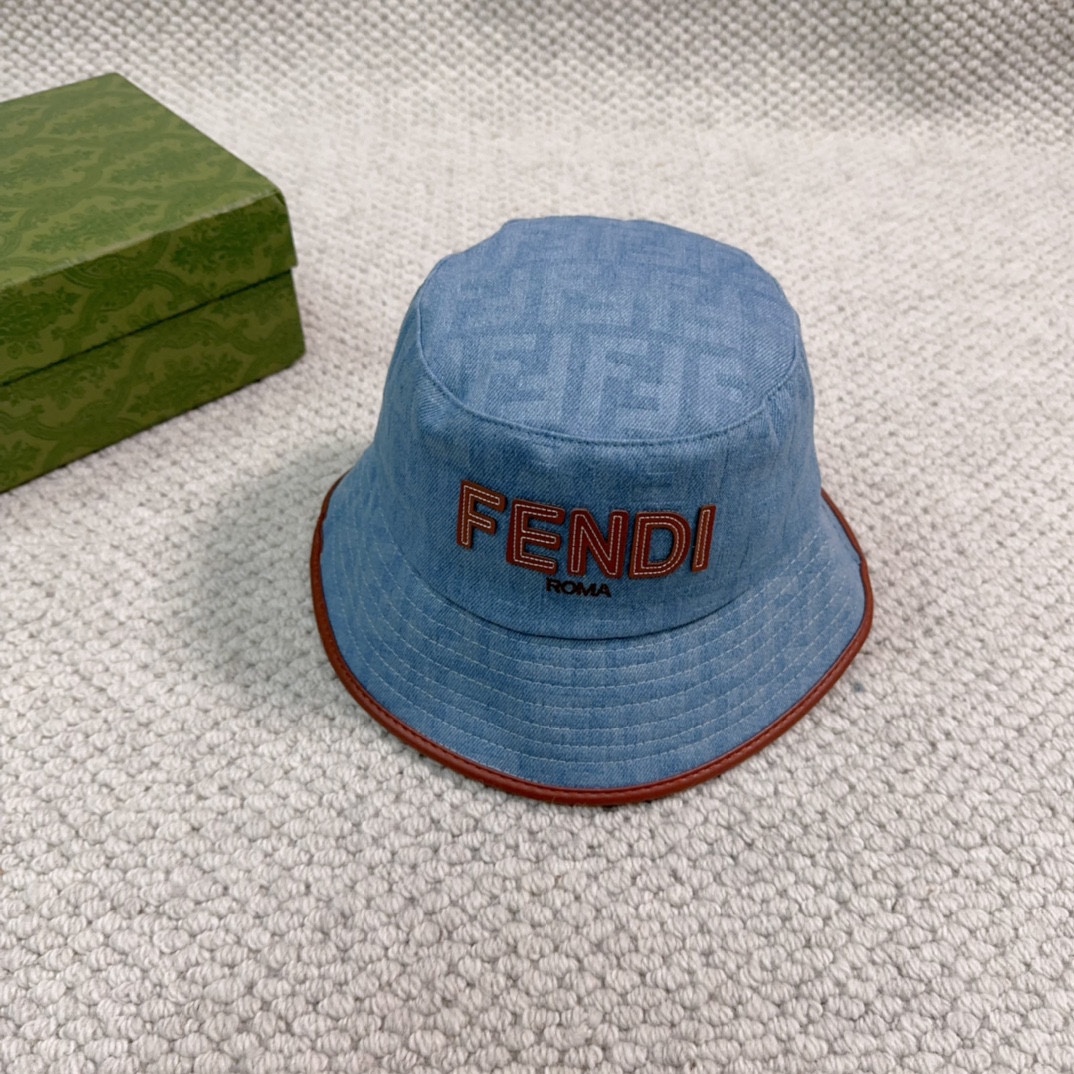 Streetwear Hat Fendi 329338 - vstockx