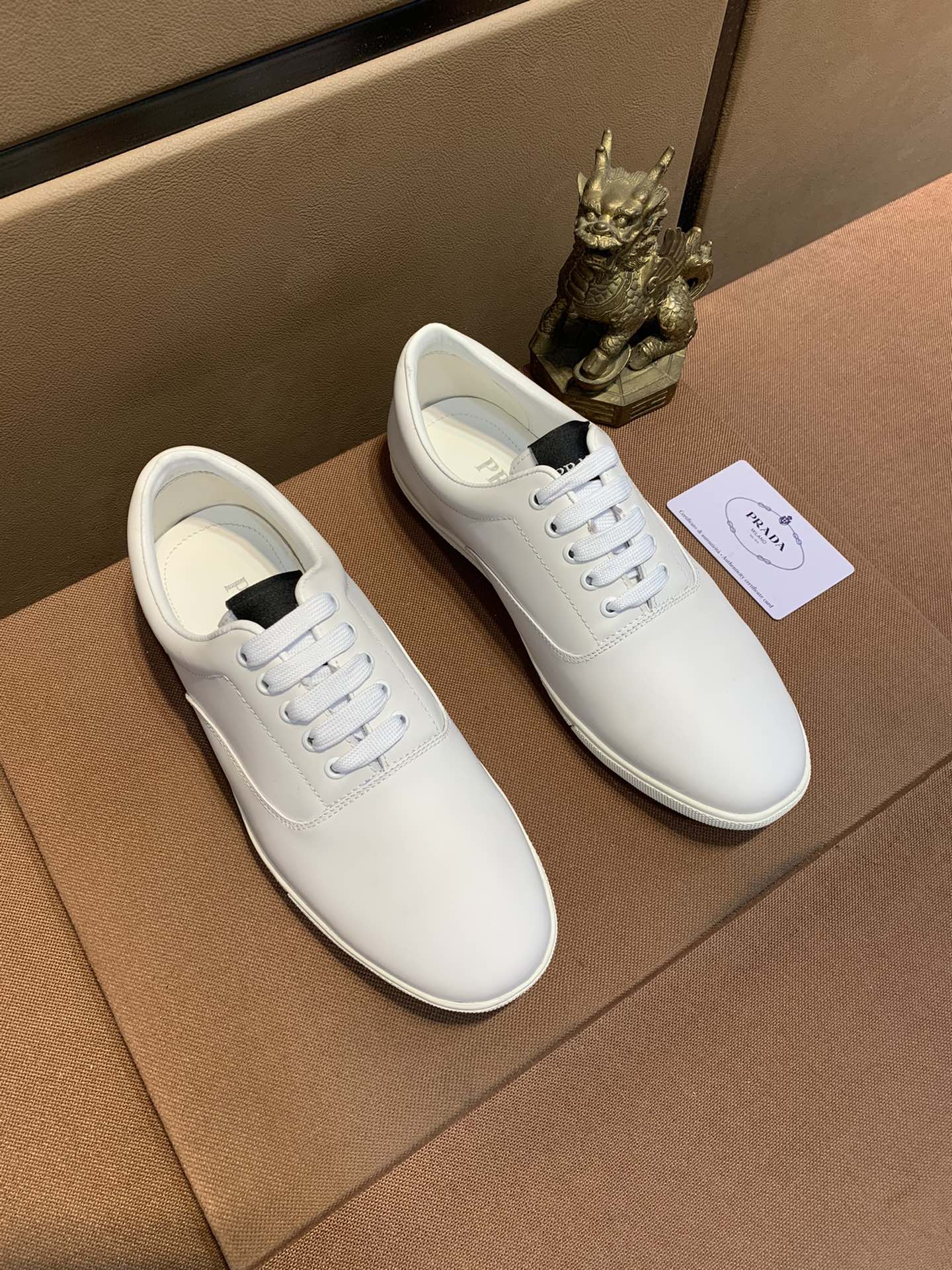 Prada Low Top sneaker 20 - vstockx
