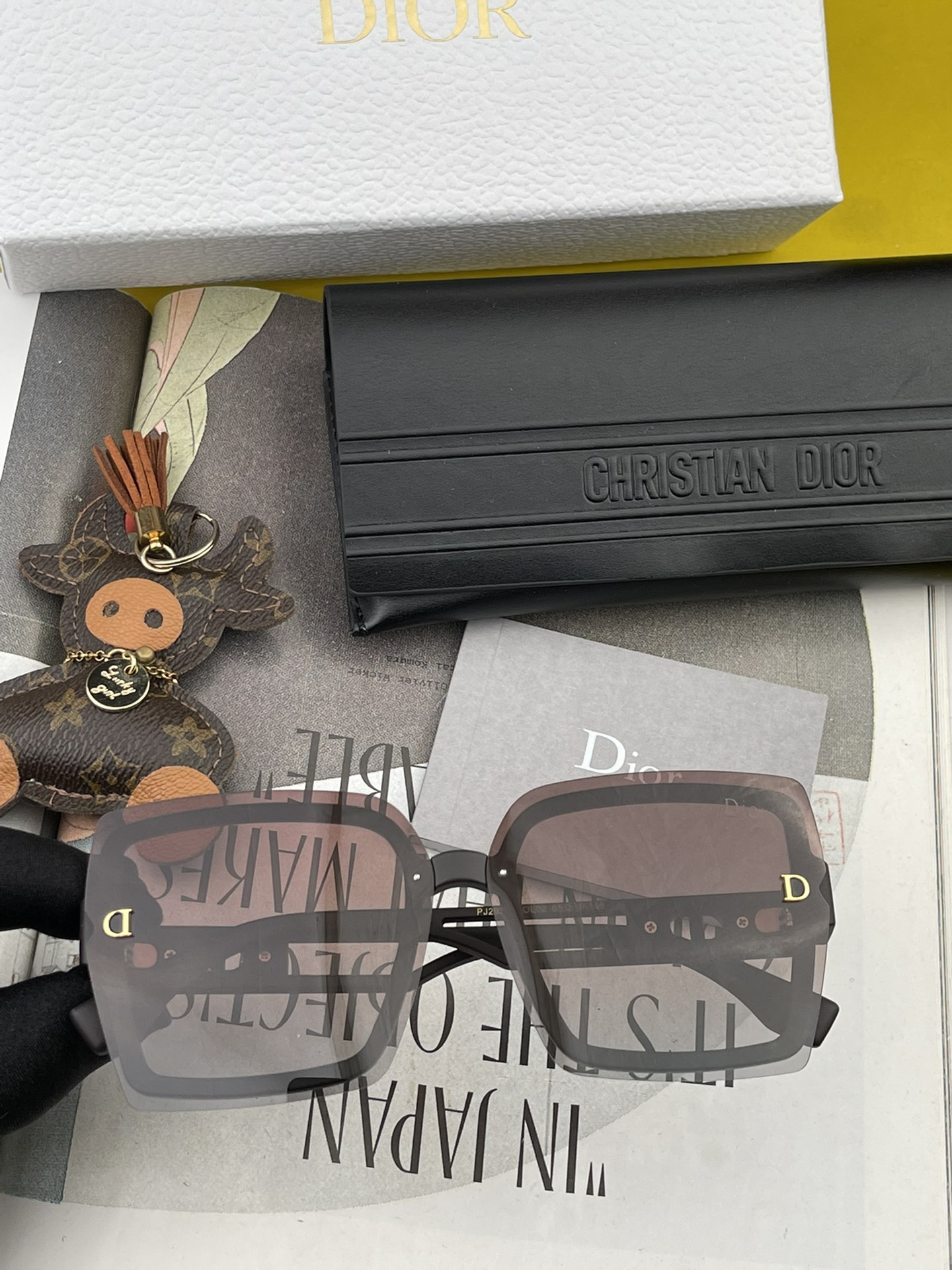 sunglasses Dior D2292 - vstockx