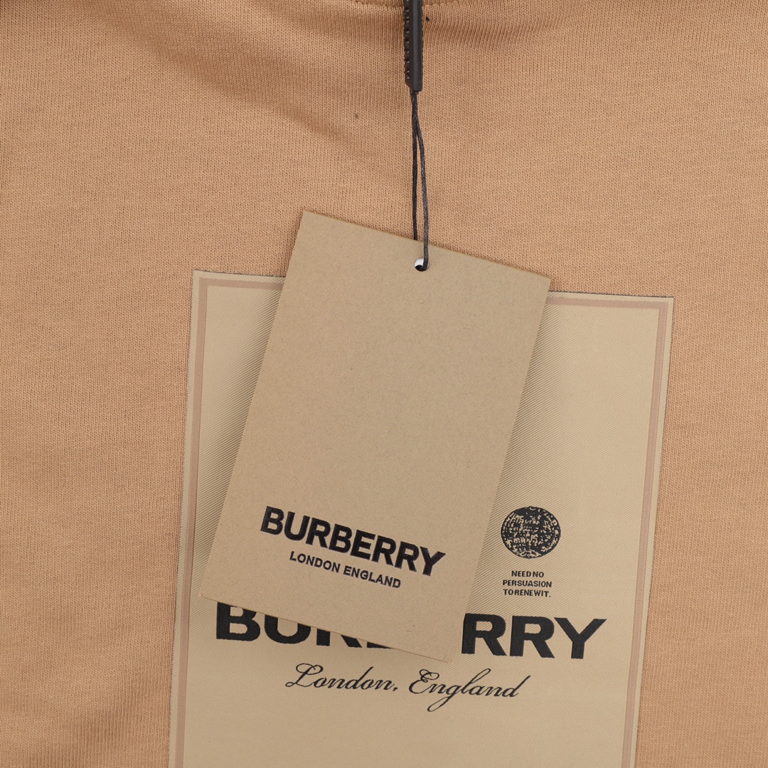 Clothes Burberry 814 - vstockx