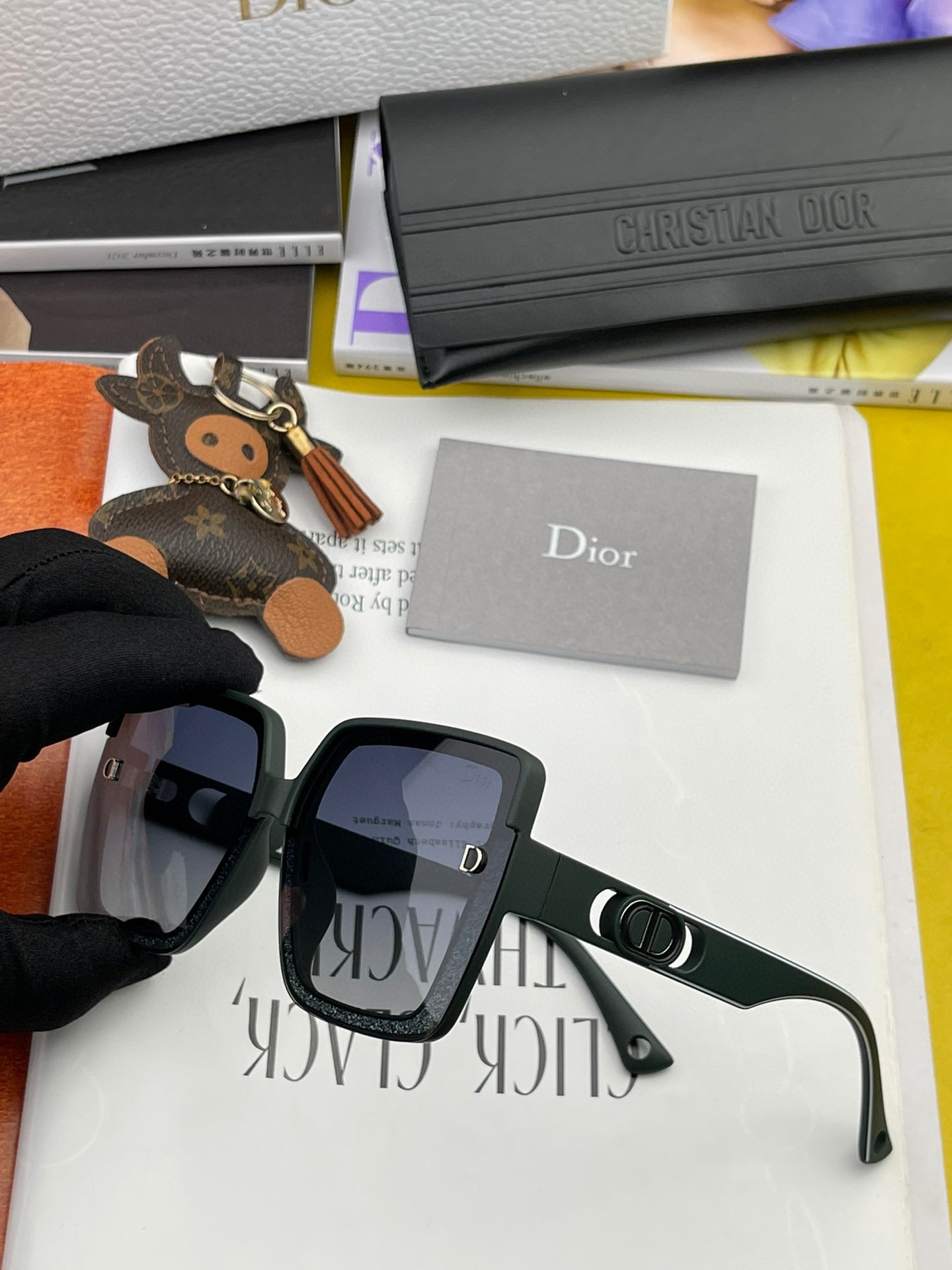 sunglasses Dior CD7129 - vstockx