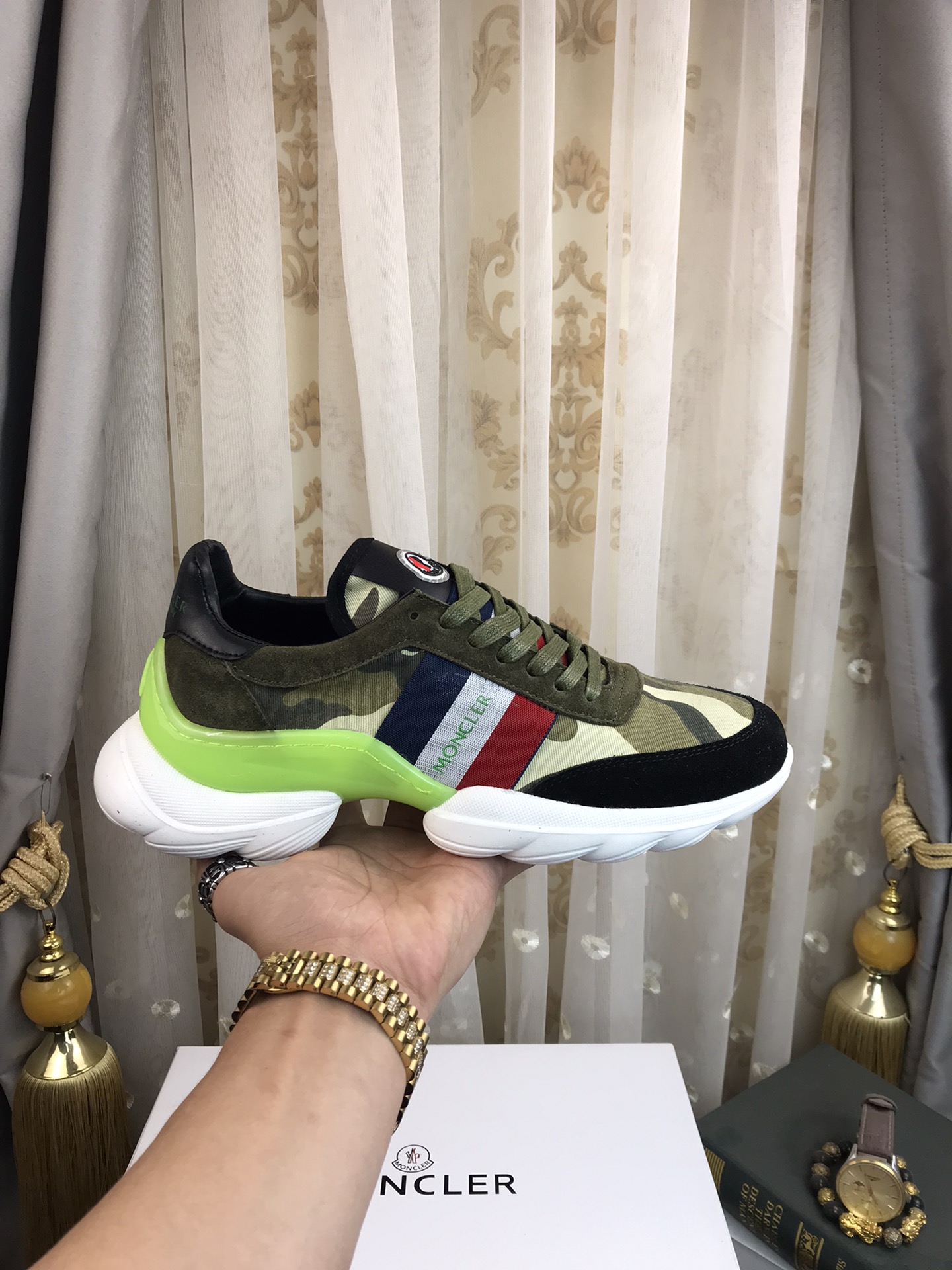 Moncler Leave No Trace Sneaker 5 - vstockx