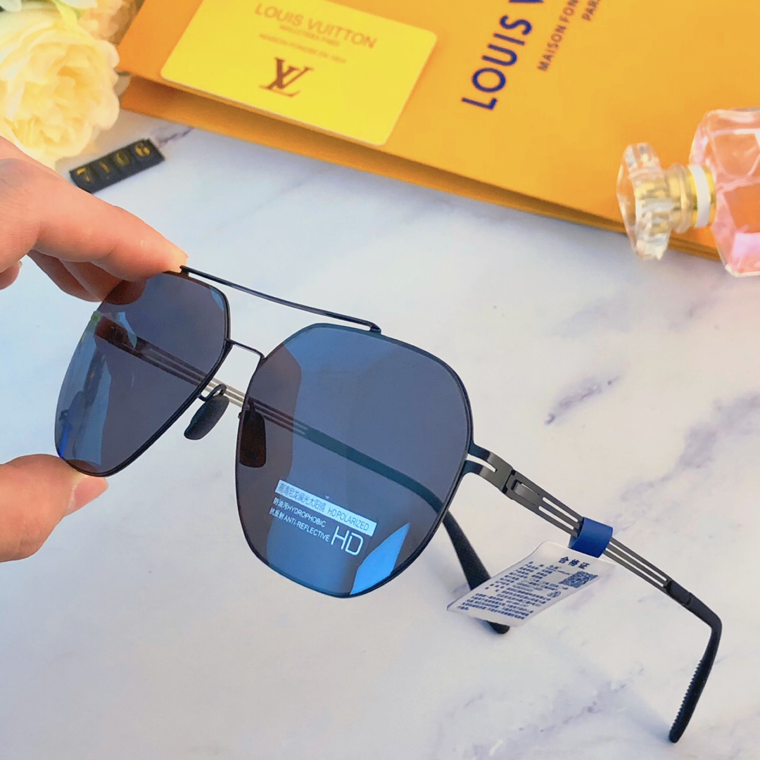 Sunglasses Louis Vuitton LV7106 - vstockx