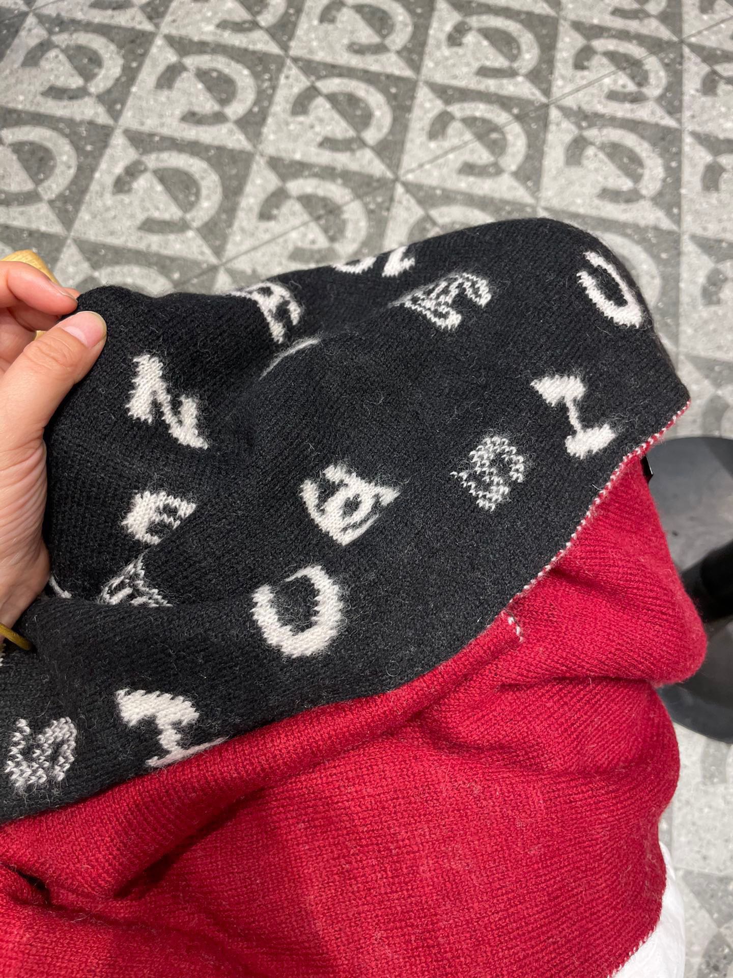 Streetwear Scarf CHANEL 328927 SIZE:35*180cm - vstockx