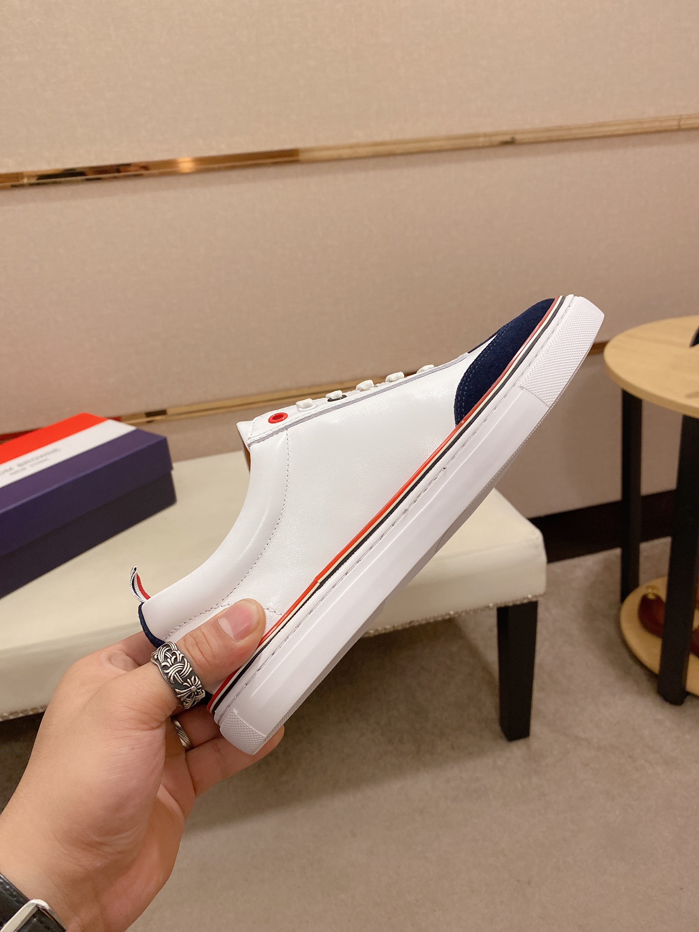 Thom Browne Low Top Sneaker 4 - vstockx