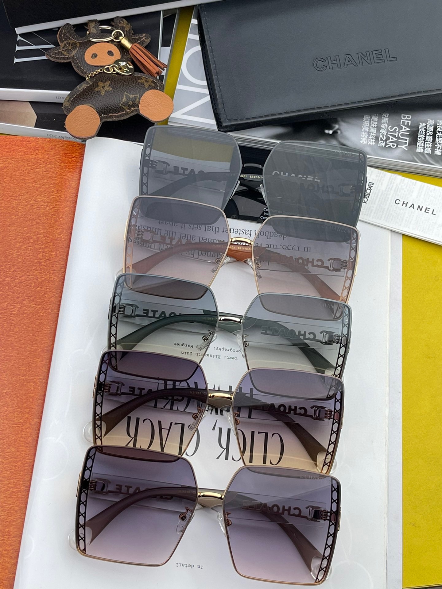 Sunglasses Chanel CH5191 - vstockx