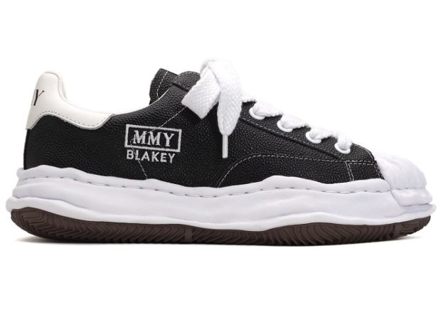 Maison Mihara Yasuhiro Blakey OG Sole Embossed Leather Low Black - vstockx