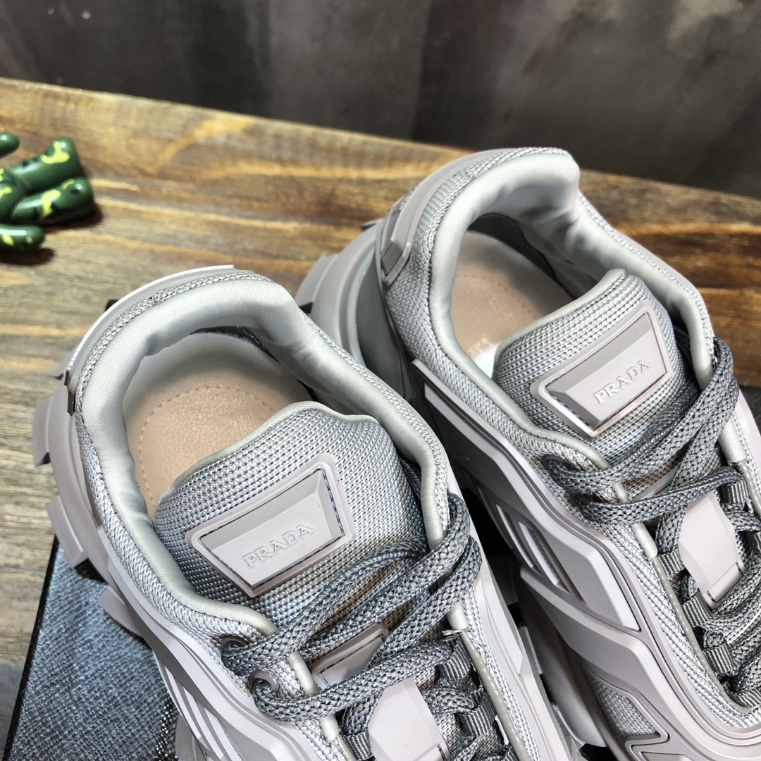Prada Cloudbust Thunder sneaker 9 - vstockx