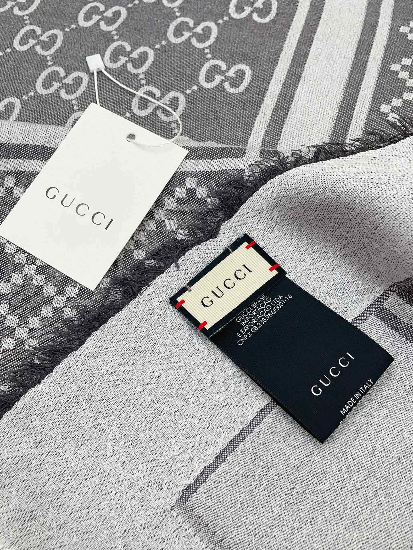 Streetwear Scarf GUCCI 328865 SIZE:140:140cm - vstockx