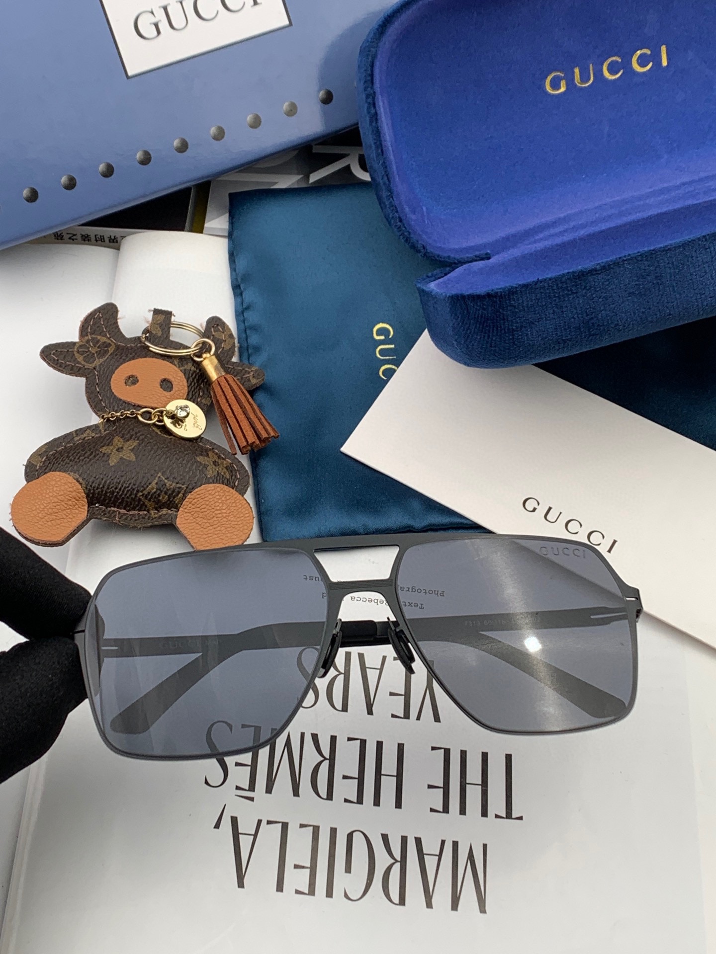 Sunglasses Gucci G3731 - vstockx