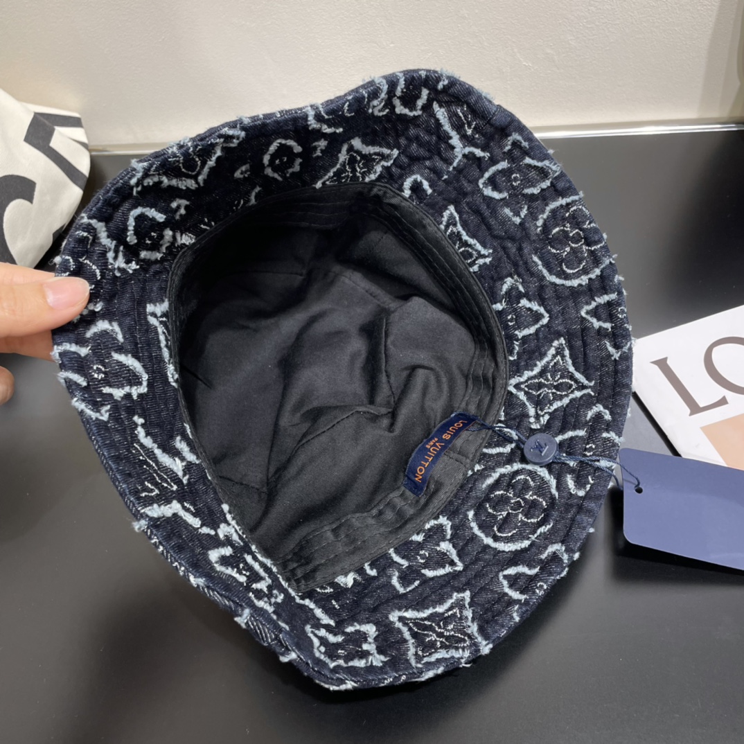 Streetwear Hat LV 329053 - vstockx