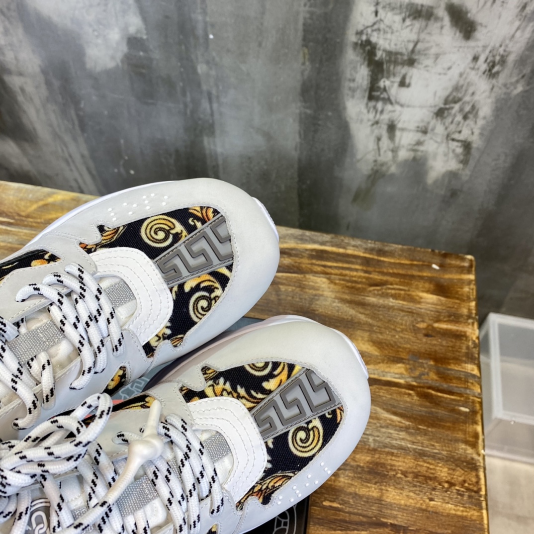 Versace Chain Reaction 2 Barocco Print White Black Yellow (W) - vstockx