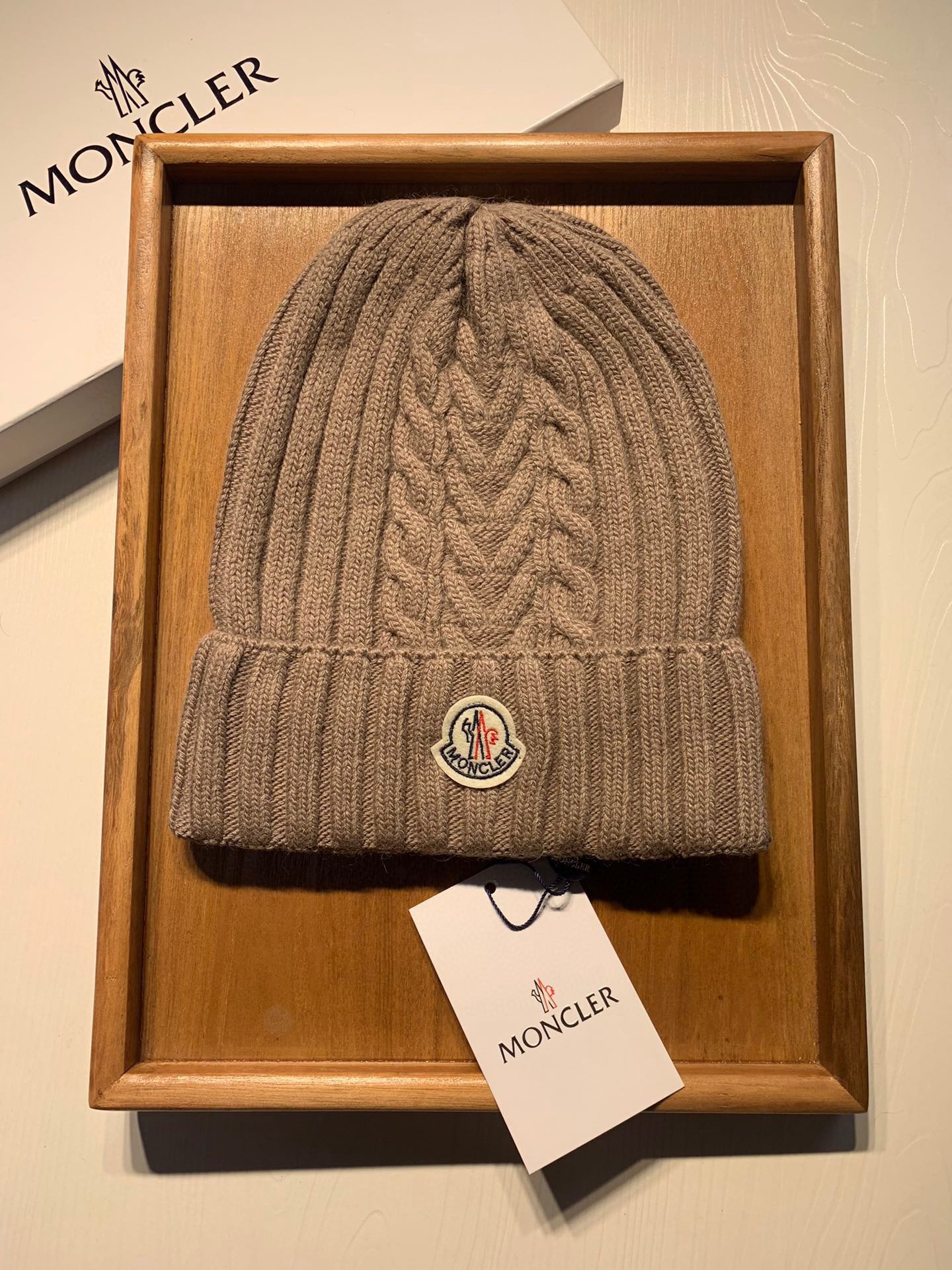 Hat Moncler 3 - vstockx