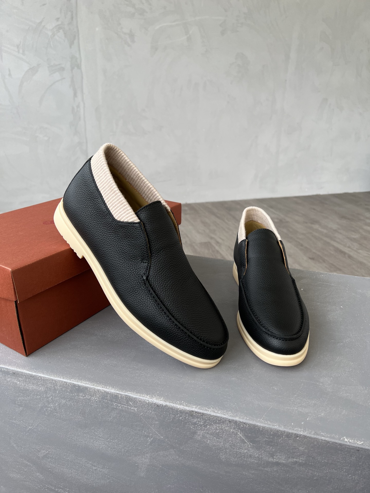 Loro Piana shoes 237 - vstockx