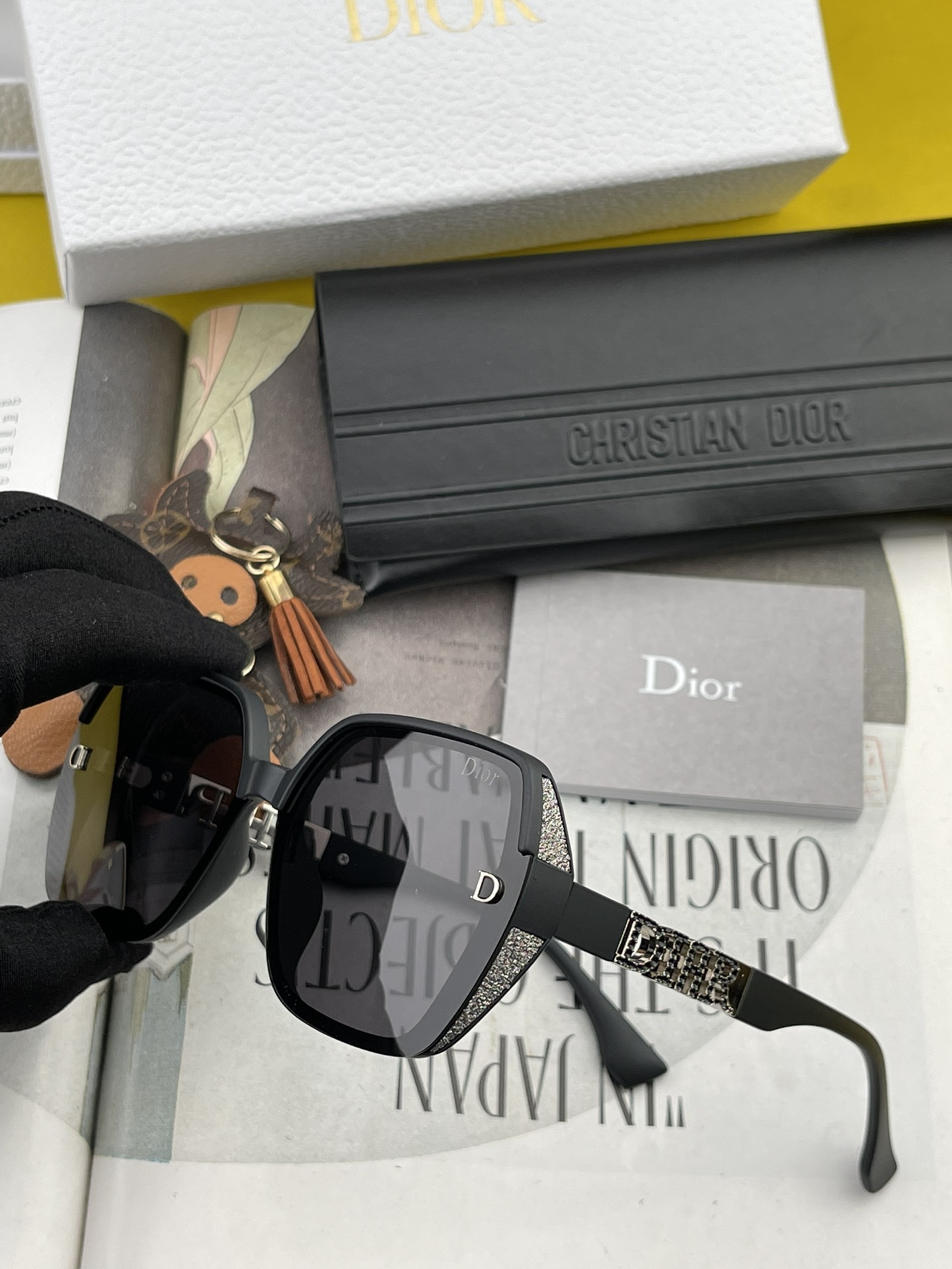 sunglasses Dior D6291 - vstockx