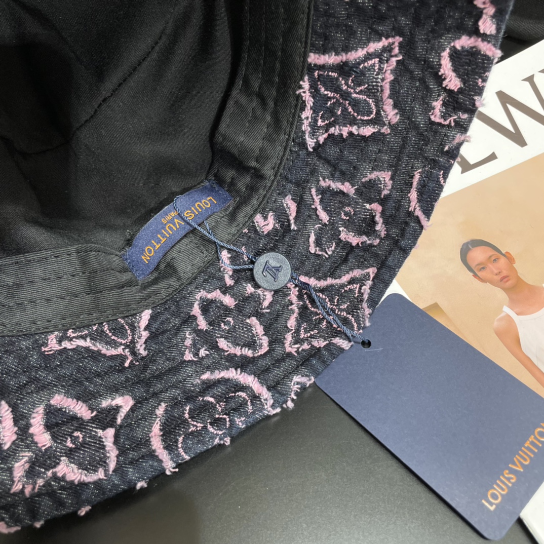 Streetwear Hat LV 329052 - vstockx