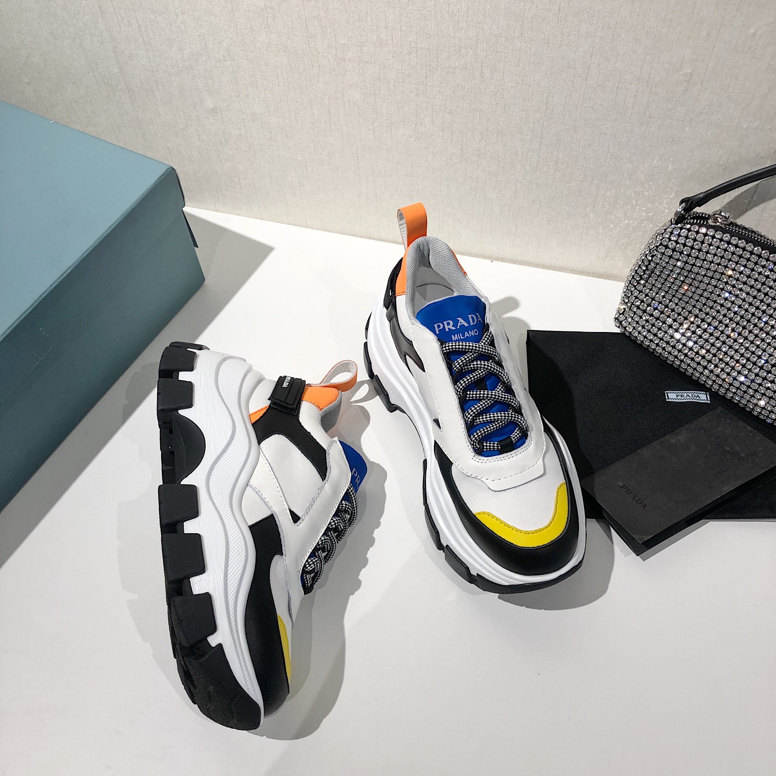 Prada Low Top sneaker 54 - vstockx