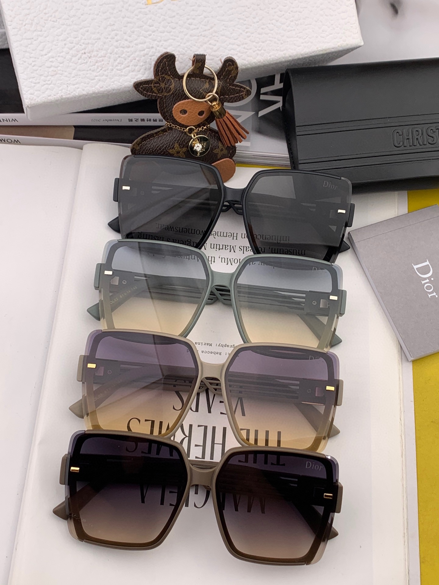 sunglasses Dior CD7780 - vstockx